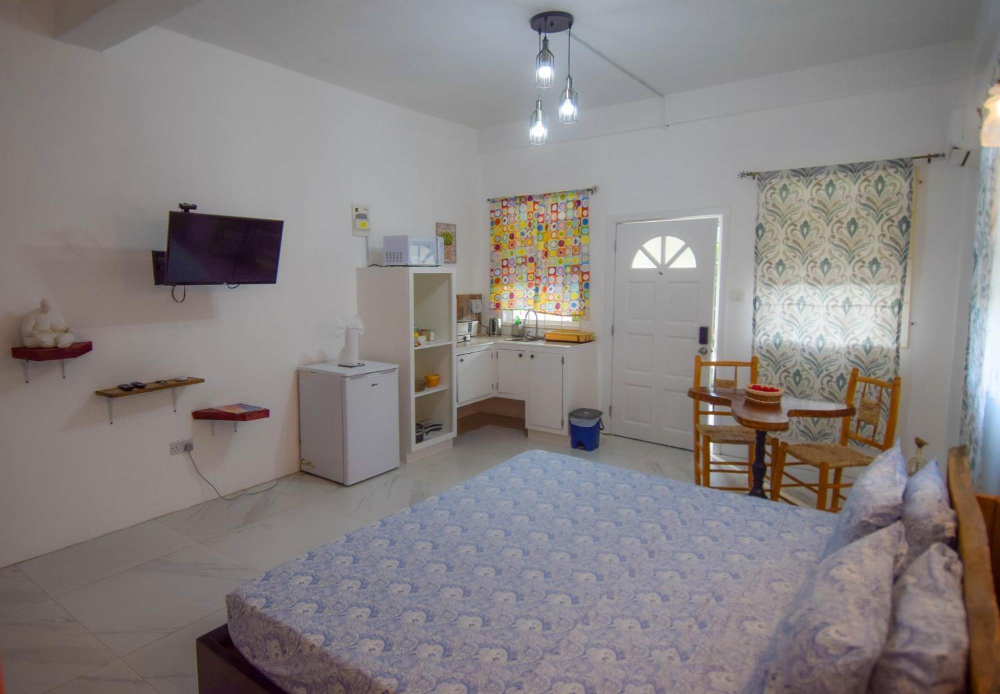 Frenz Hotell Soufrière Exteriör bild